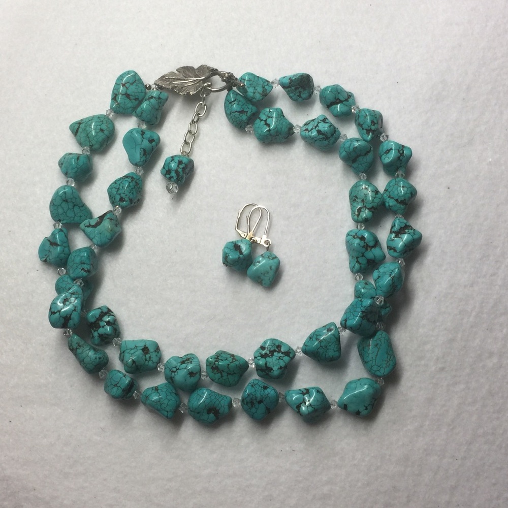 Howlite turquoise nugget dual necklace w/earrings